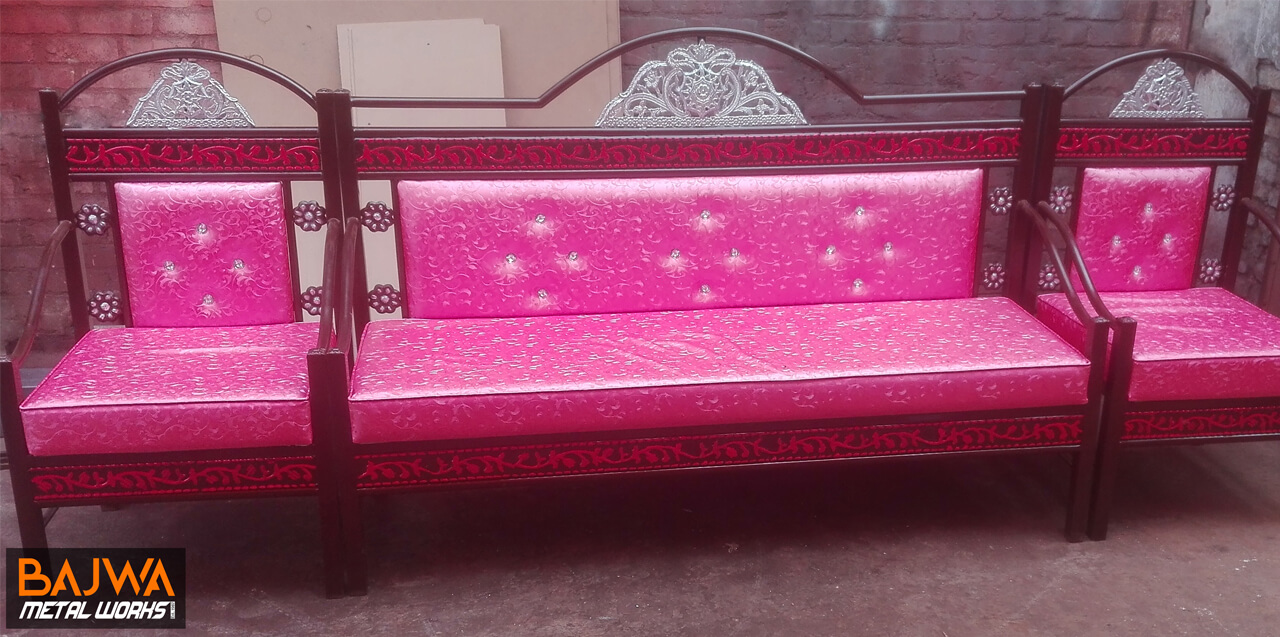 Iron pink sofa set design pakistan