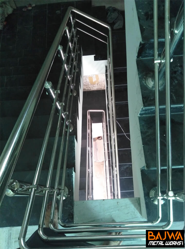 stainless steel stair railing